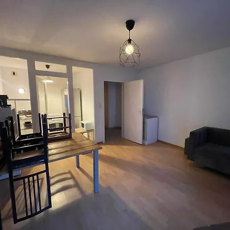 Le Schluthfeld Charming Near Center